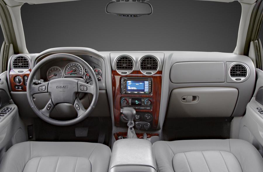  GMC Envoy 2002 года  (фото 42 из 68)